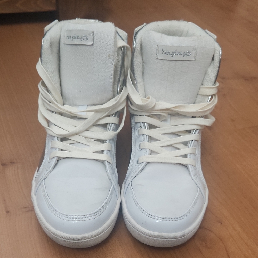 Heyday White High-Top Weight Lifting Sneakers